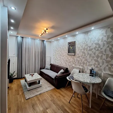 Daire Lux Sanja 3 Subotica
