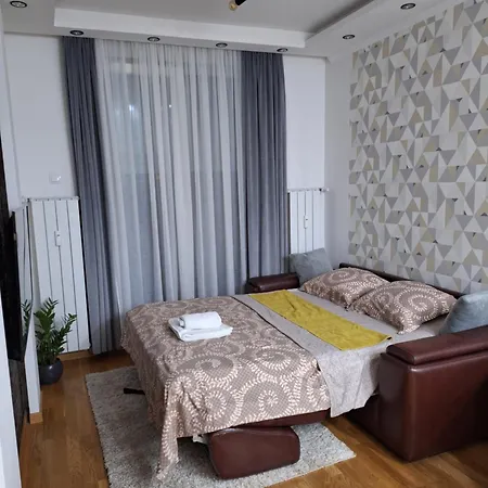 Lux Sanja 3 * Subotica
