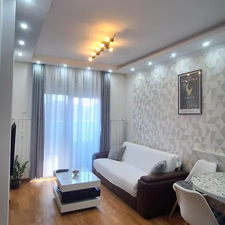 Daire Lux Sanja 3 Subotica